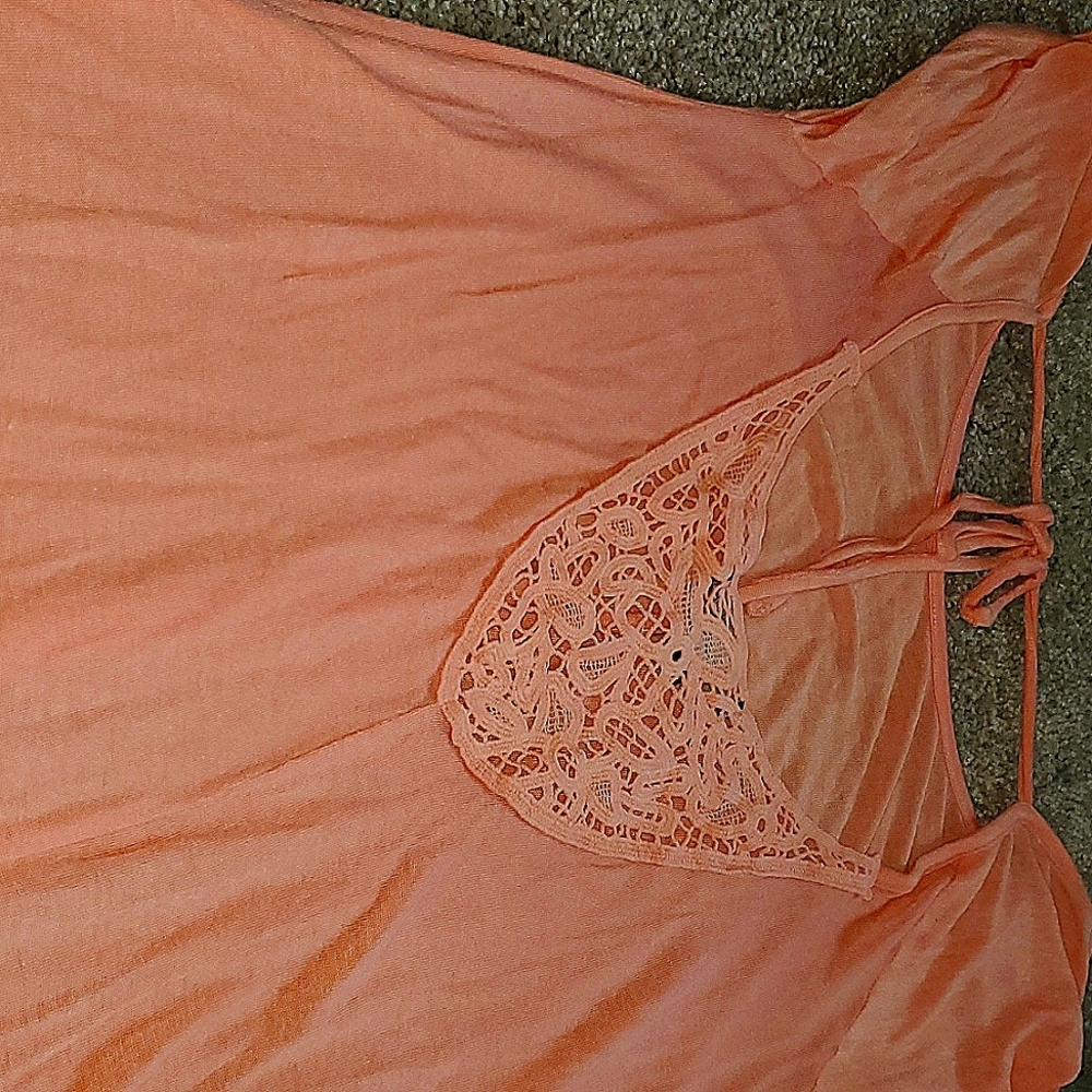 Peach short sleeve detailed back loose shirt